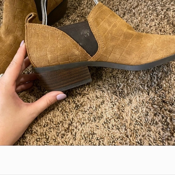 Lucky Brand Fallo Bootie - Picture 3 of 3